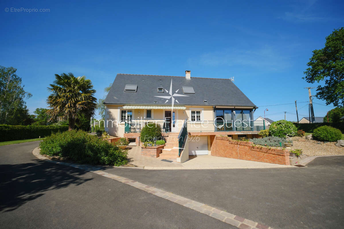Maison à SABLE-SUR-SARTHE