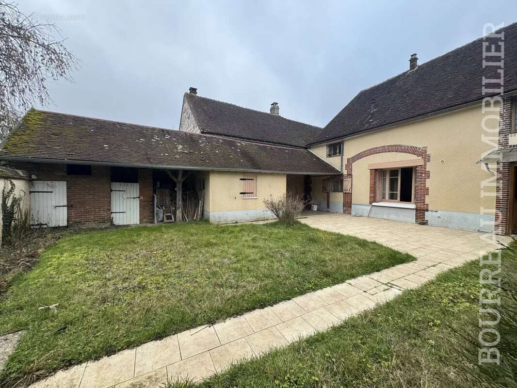 Maison à BEON