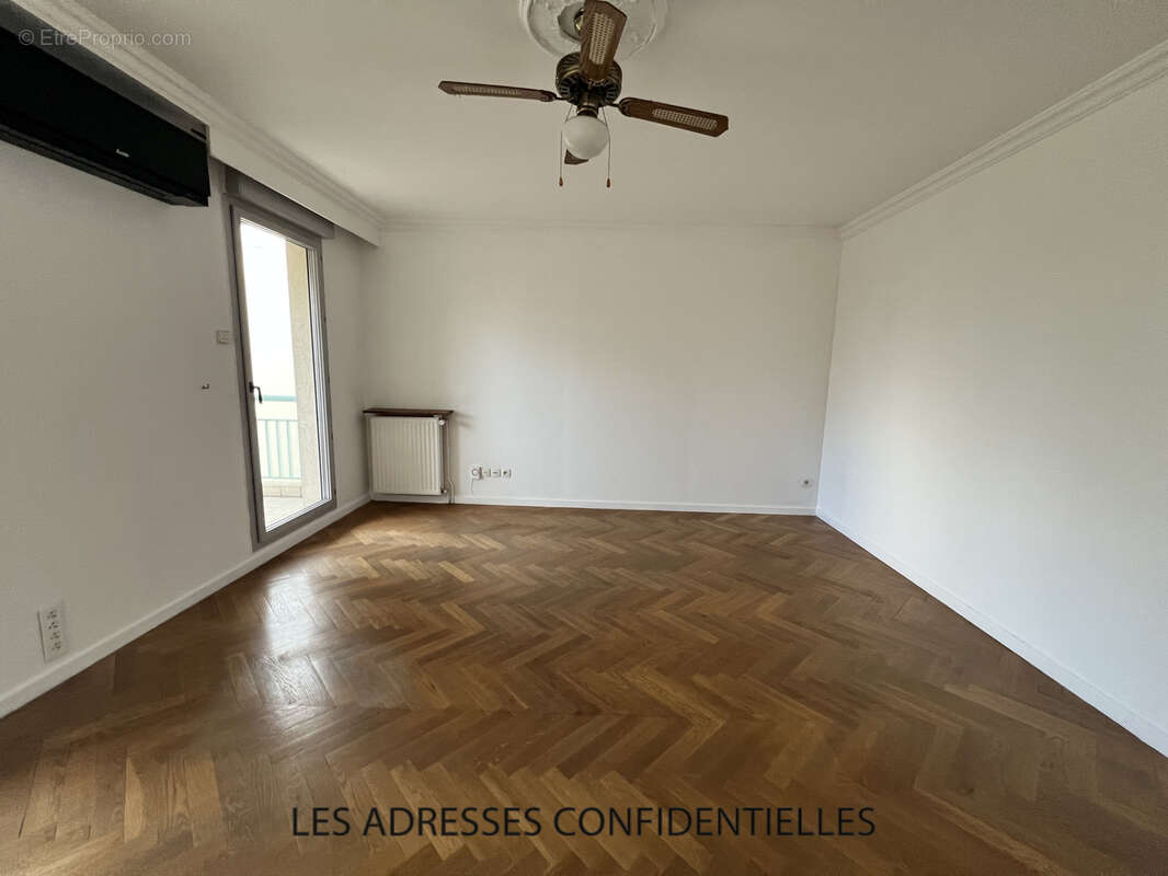 Appartement à TASSIN-LA-DEMI-LUNE