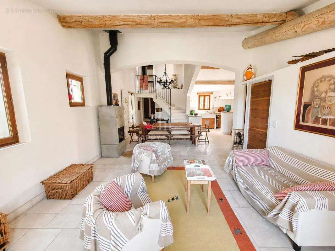 Maison à PLAN-D'ORGON