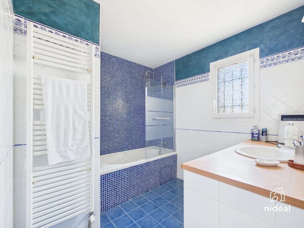 Maison 116 m² à Congenies  - photo 9
