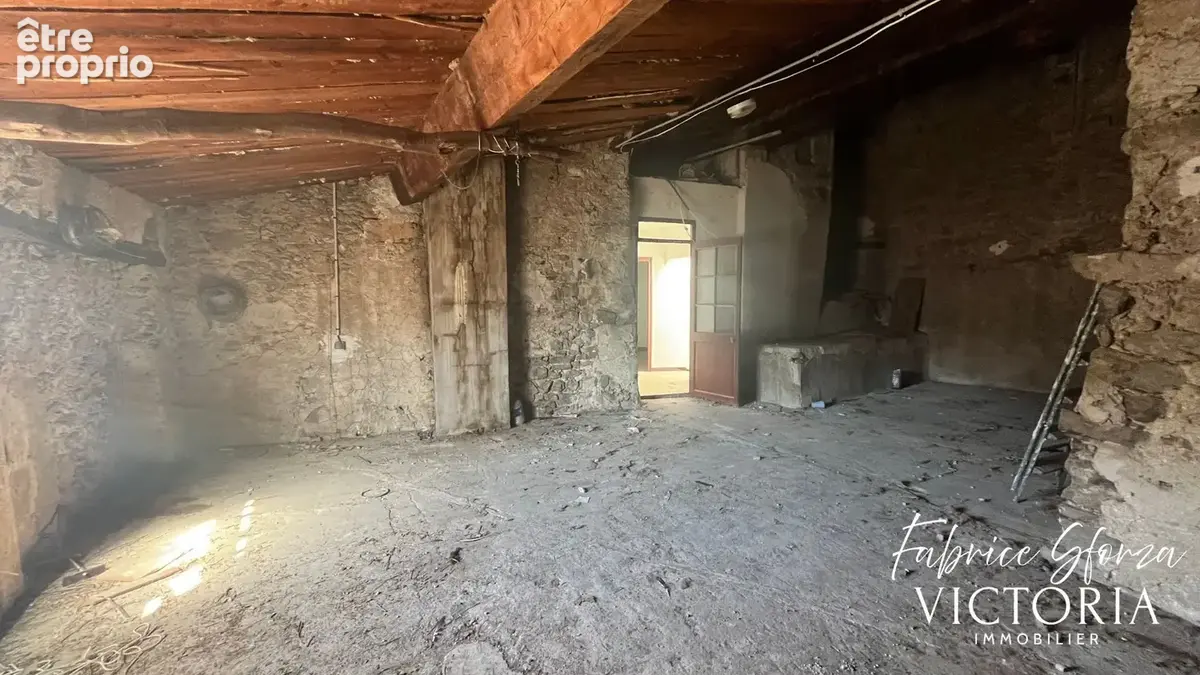 Maison de village 8 pièces - photo 7