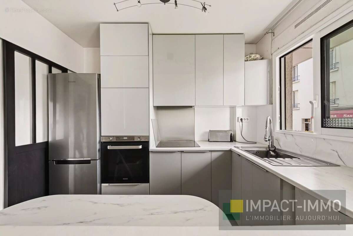 Opportunité à saisir : 40,7 m² Carrez à deux pas de la Gare de Courbevoie - photo 5