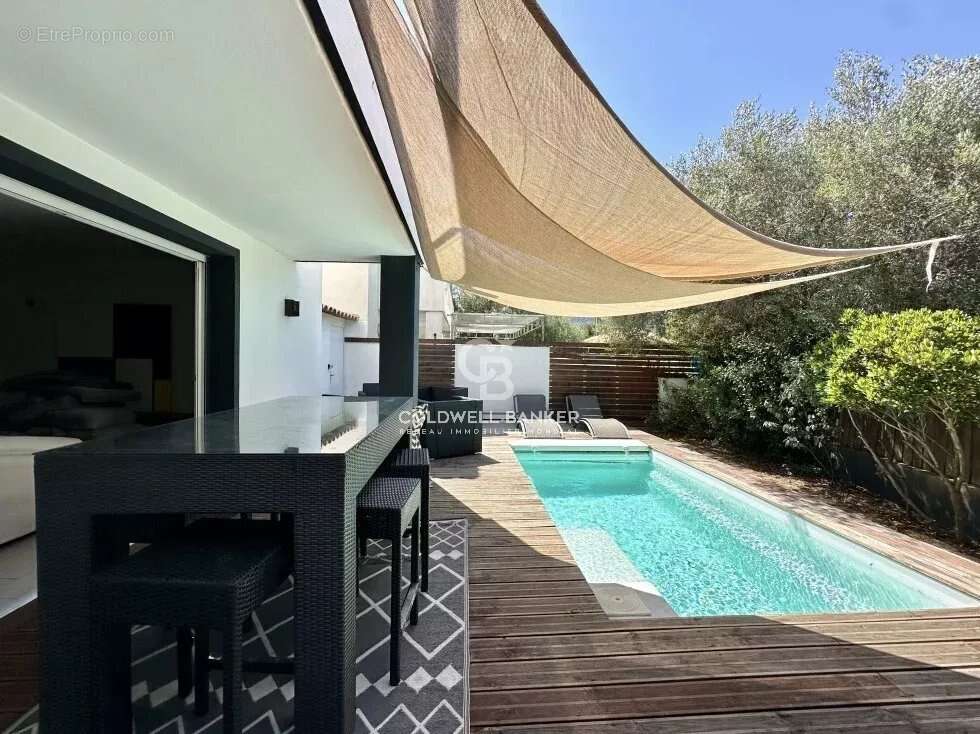 Maison à L'ILE-ROUSSE