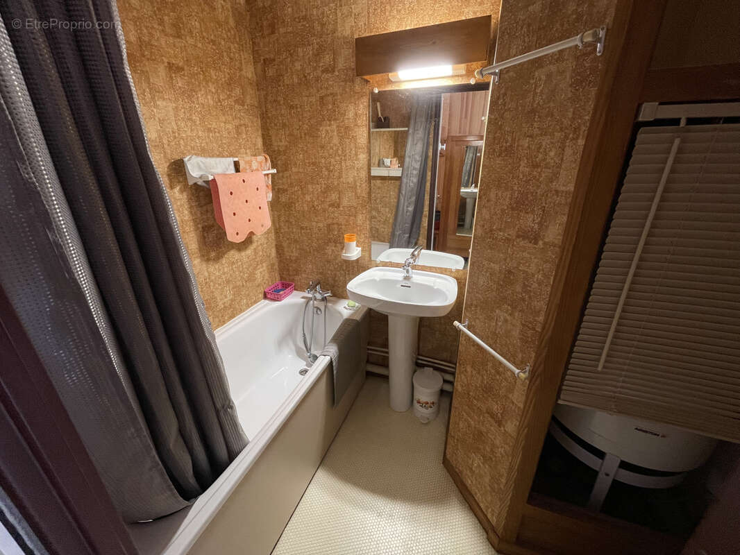 Appartement à LAVEISSIERE