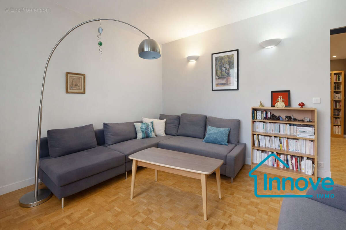 Appartement à VERSAILLES