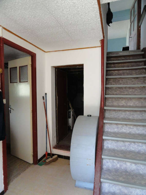 Maison en pierres dans hameau - photo 11
