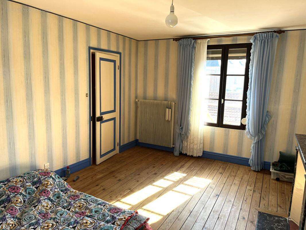 Maison à NOAILLES