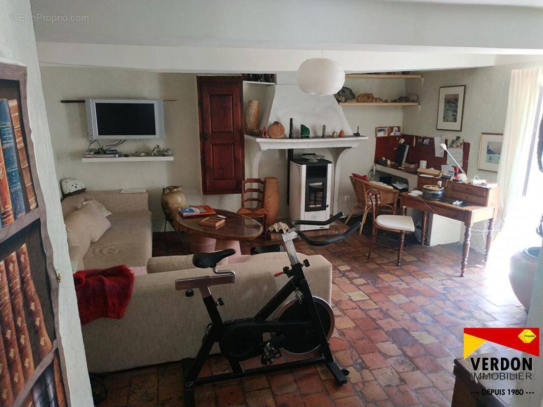 Maison à CASTELLANE