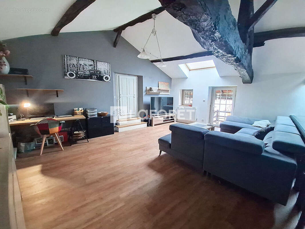 Maison à BELLEVILLE