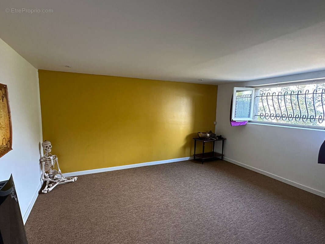 Maison à AIGUEFONDE