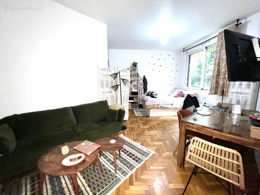 Appartement à ISSY-LES-MOULINEAUX