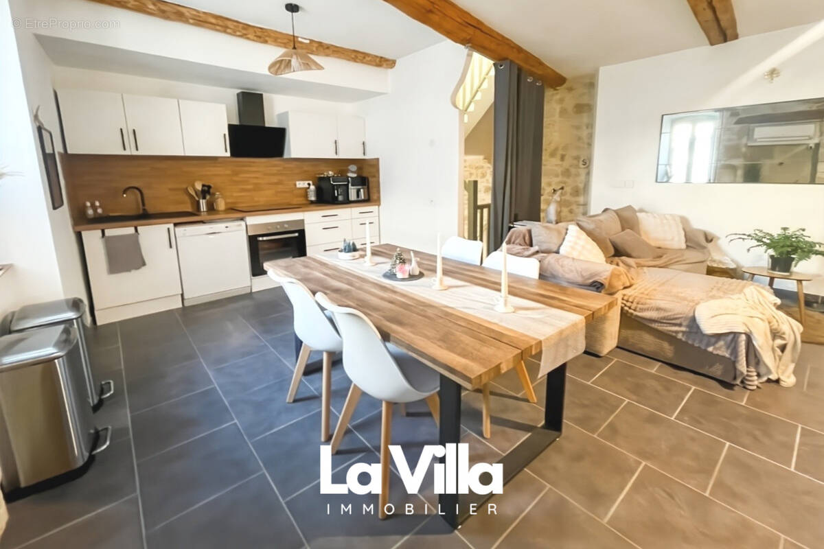 Maison à ROQUEMAURE