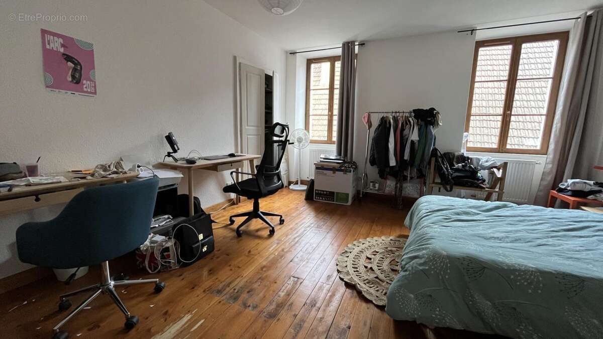 Petit immeuble de rapport en centre-ville - photo 4