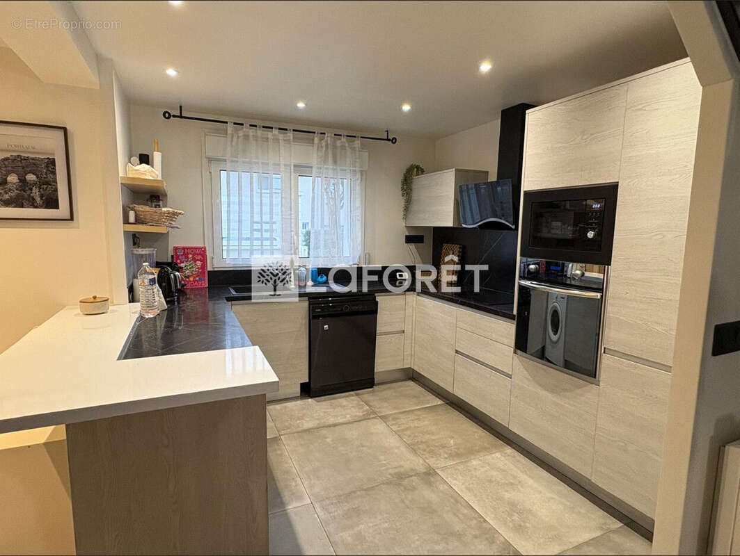 Maison à PONTAULT-COMBAULT