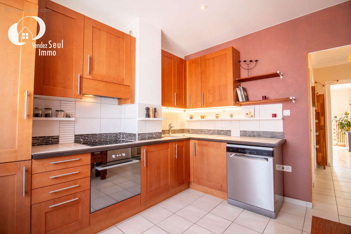 Appartement à AMBILLY