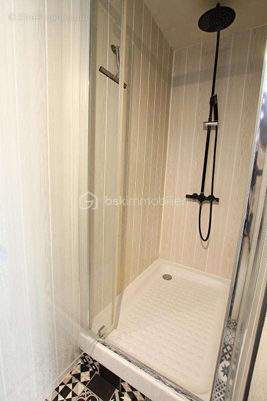 Maison à SAINT-LAURENT-DE-LA-SALANQUE