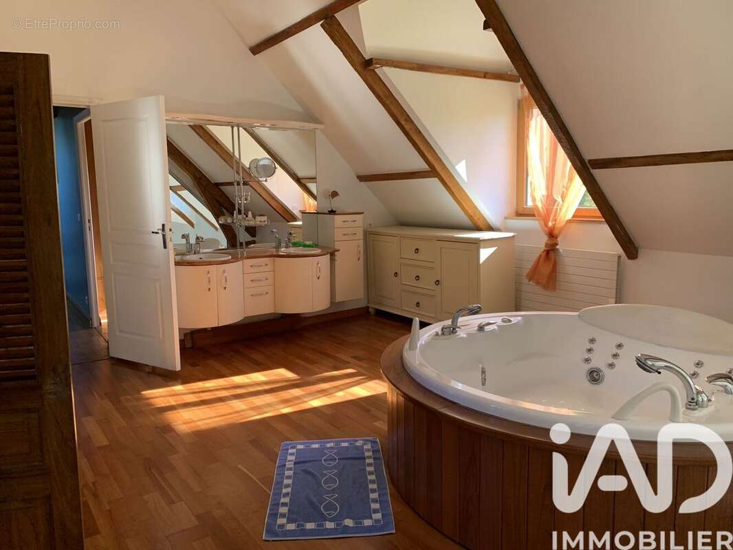Maison 298 m² à Ingouville  - photo 9