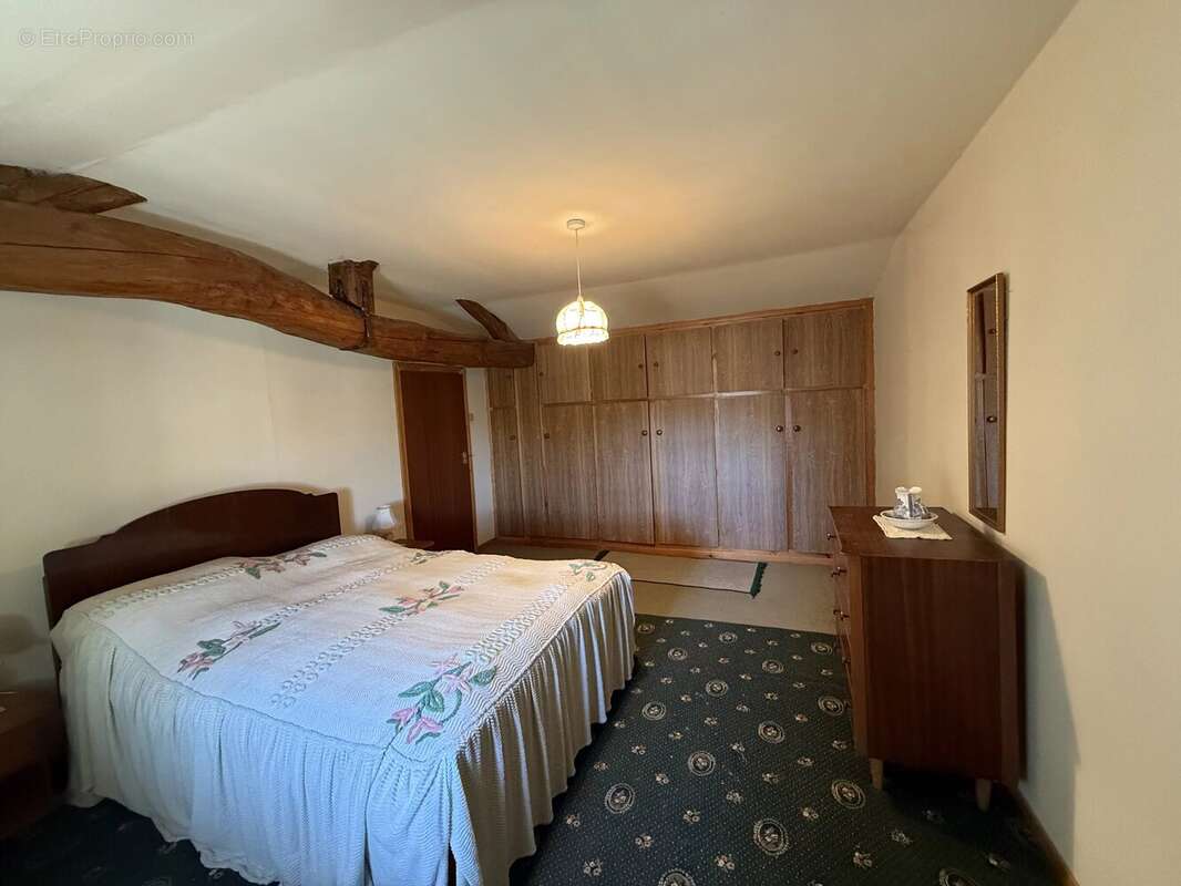 Maison à MARNES