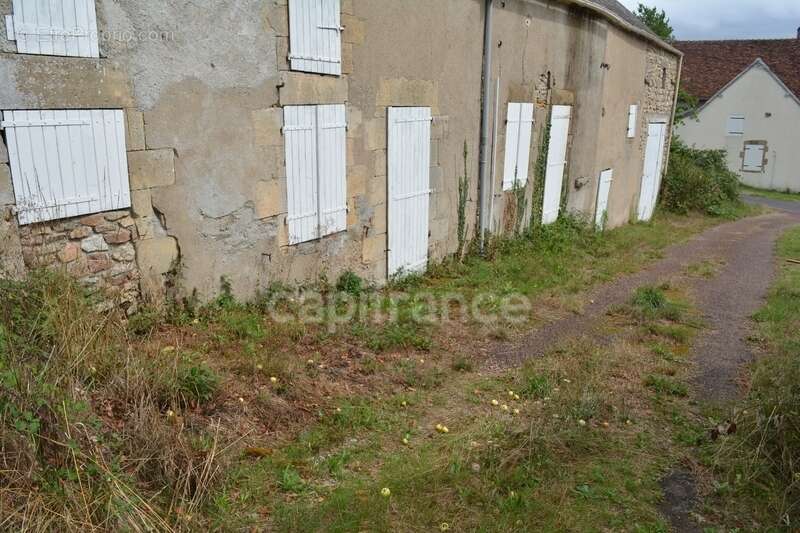 Grange  sur terrain constructible de 8267 m2  en partie boisé  à CRUX LA VILLE (58330) - photo 8
