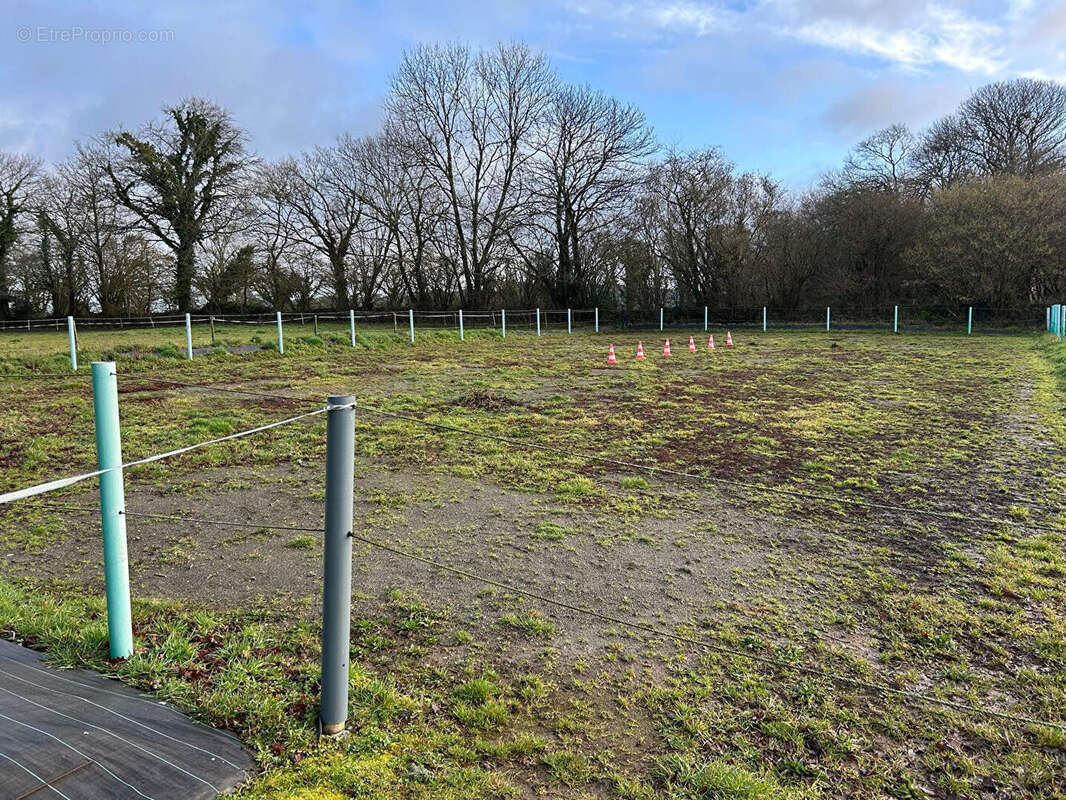 Maison à BELLE-ISLE-EN-TERRE