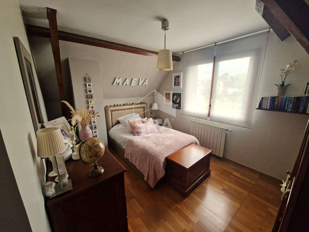 Maison à MONTIGNY-LES-CORMEILLES