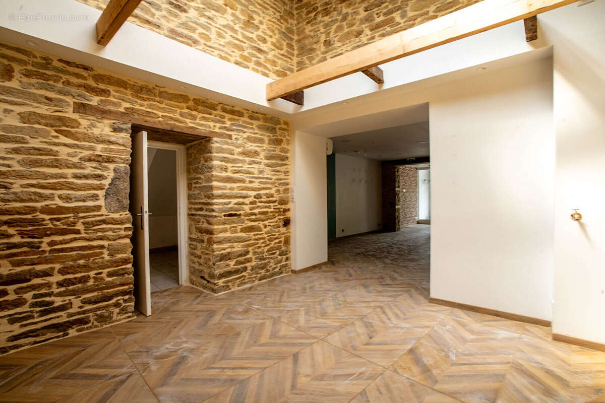 A vendre à Melgven - Local commercial 76m² - photo 3