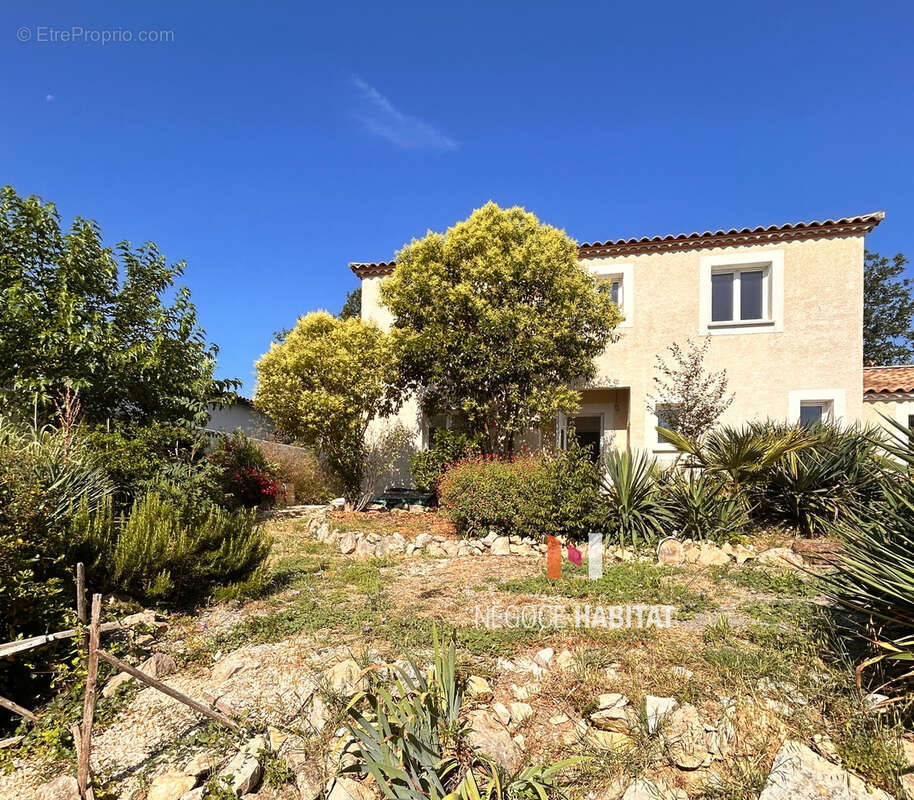 Maison à QUISSAC