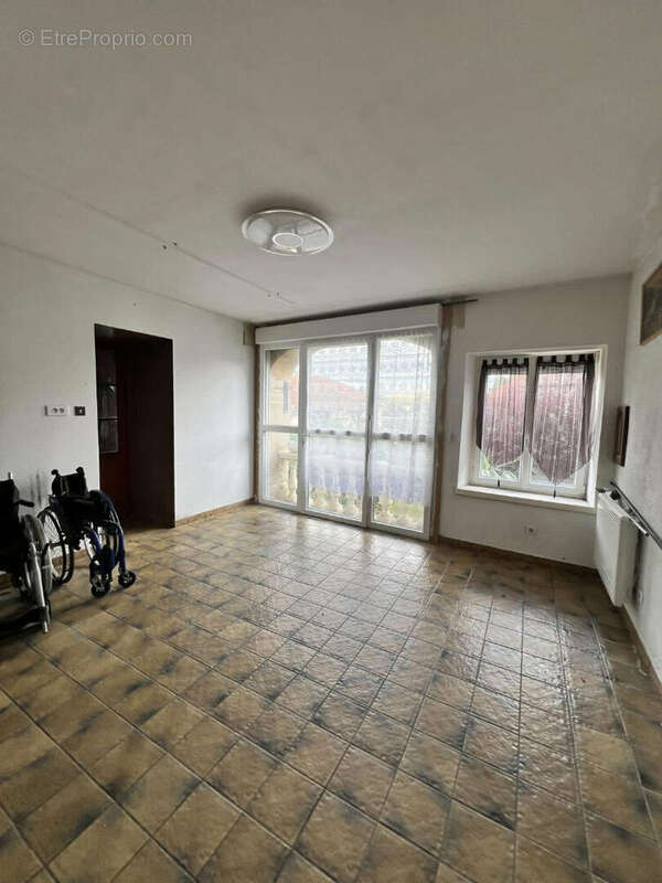 Maison à RUGNEY