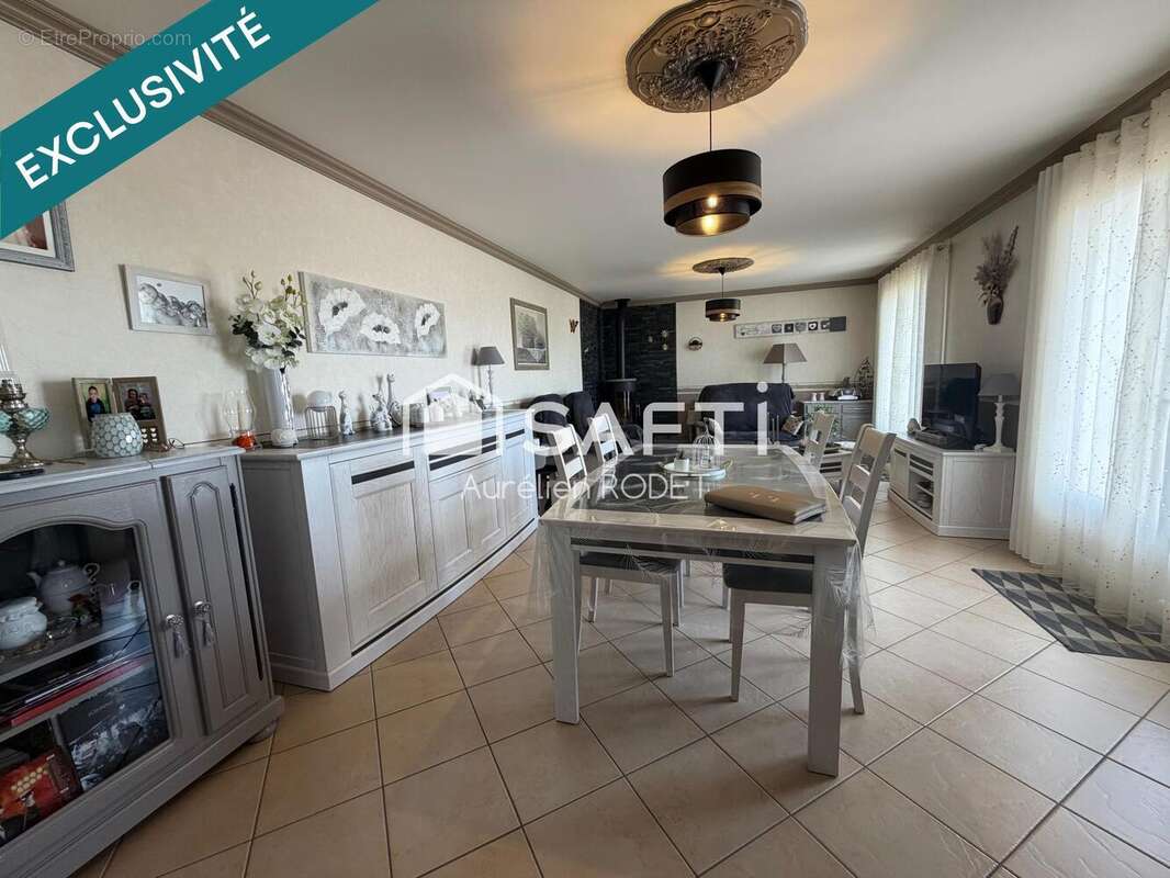 Photo 2 - Maison à LE POINCONNET