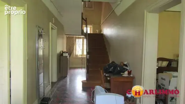 Maison 170 m² à Saint-Laurent-Sur-Gorre  - photo 2