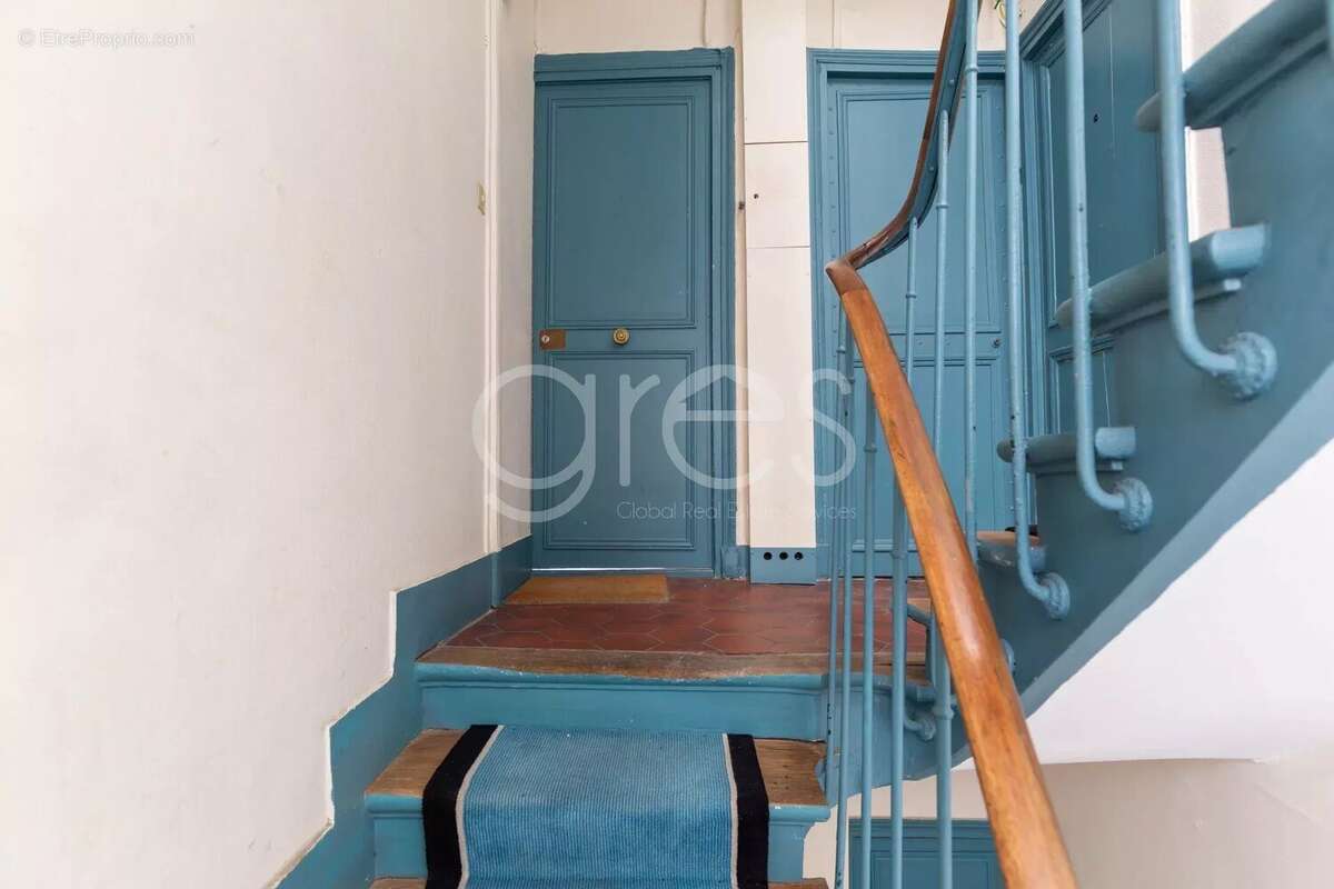 Appartement à PARIS-7E