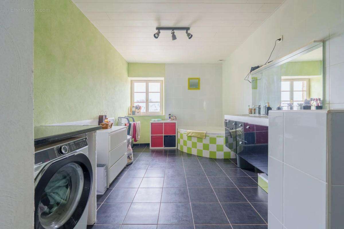 Maison à VAL-DE-MEUSE