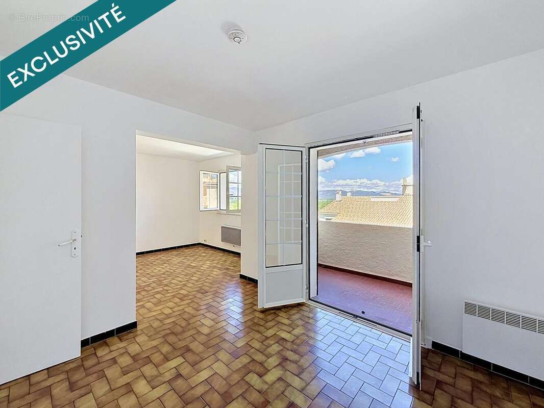 Photo 5 - Maison à ROQUEBRUNE-SUR-ARGENS