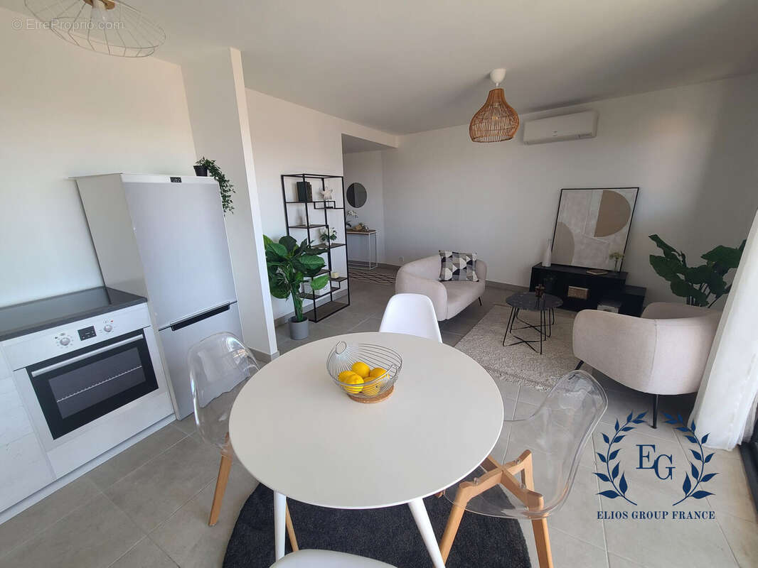 Appartement à LA LONDE-LES-MAURES