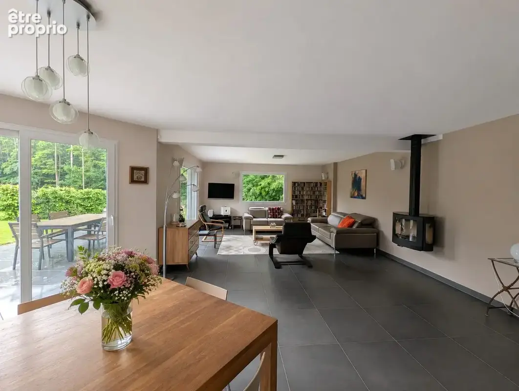 Maison 180 m² à Reignier  - photo 4
