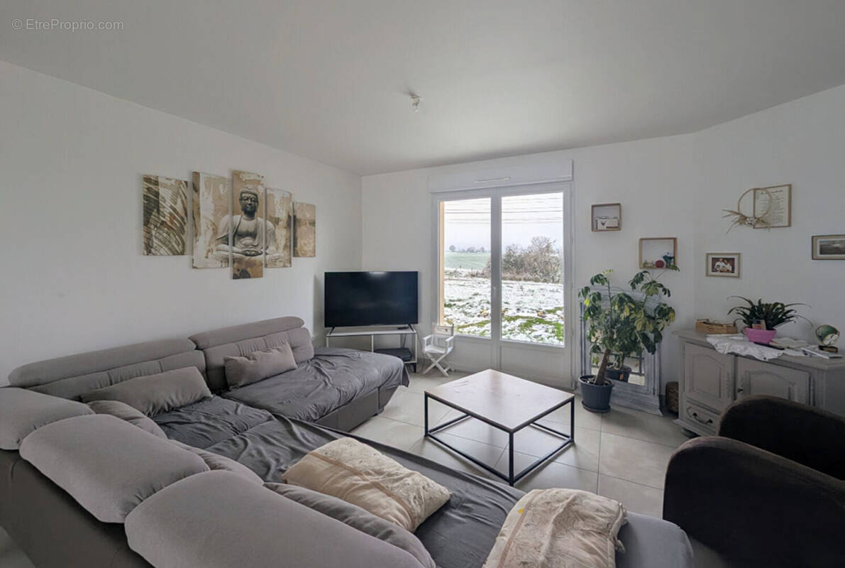 Maison à LURCY-LE-BOURG