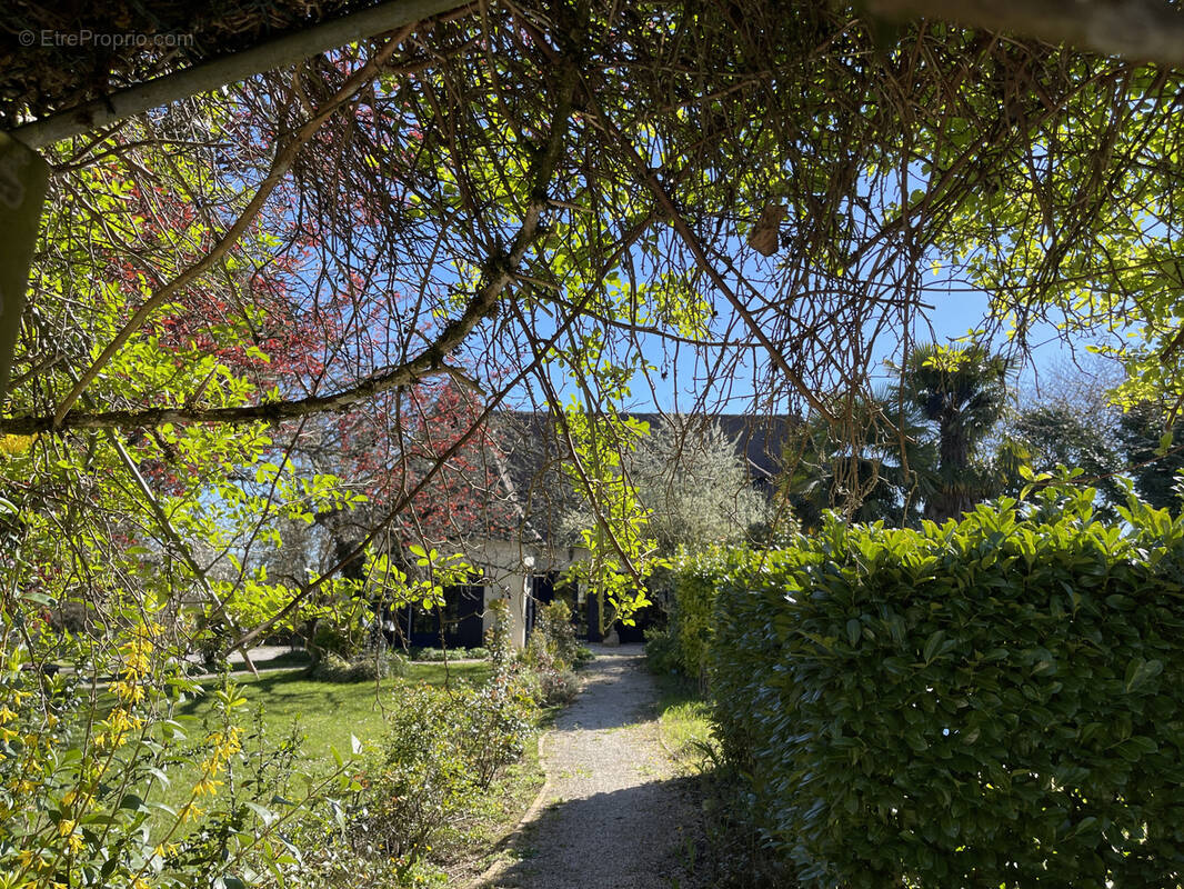 Maison à COULOUNIEIX-CHAMIERS