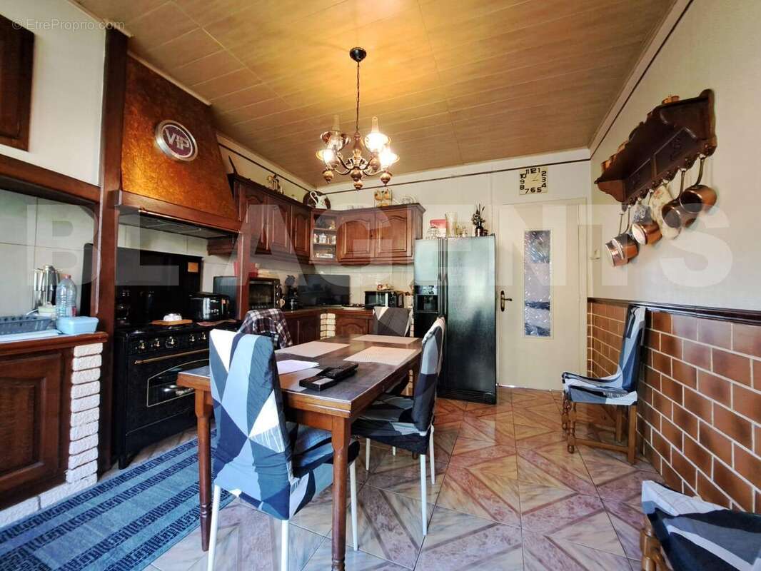 WhatsApp Image 2025-09-29 at 18 - Maison à LONGUYON