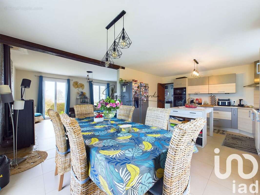 Photo 8 - Maison à VILLEMARECHAL