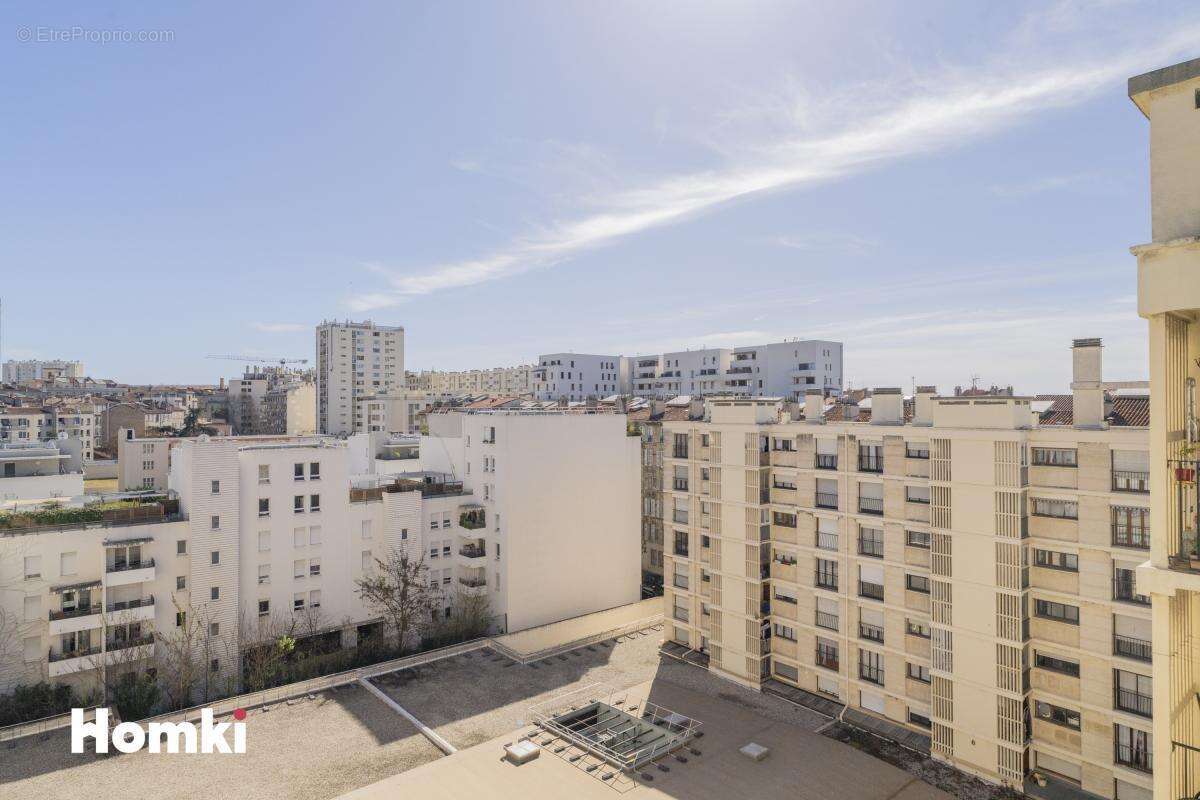 Appartement à MARSEILLE-3E