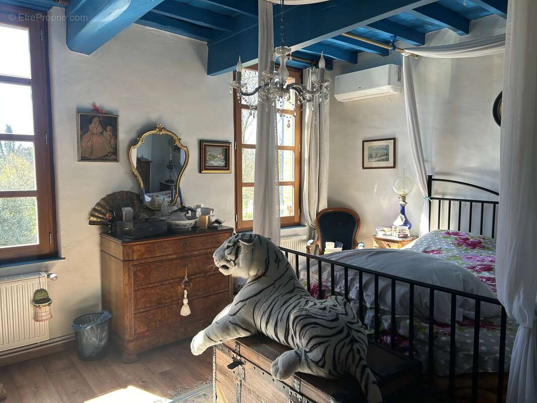 Maison à SAINT-NICOLAS-DE-LA-GRAVE