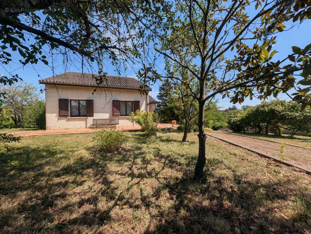 NOUVEAUTE - Maison T4 avec jardin et garages - A vendre - photo 16