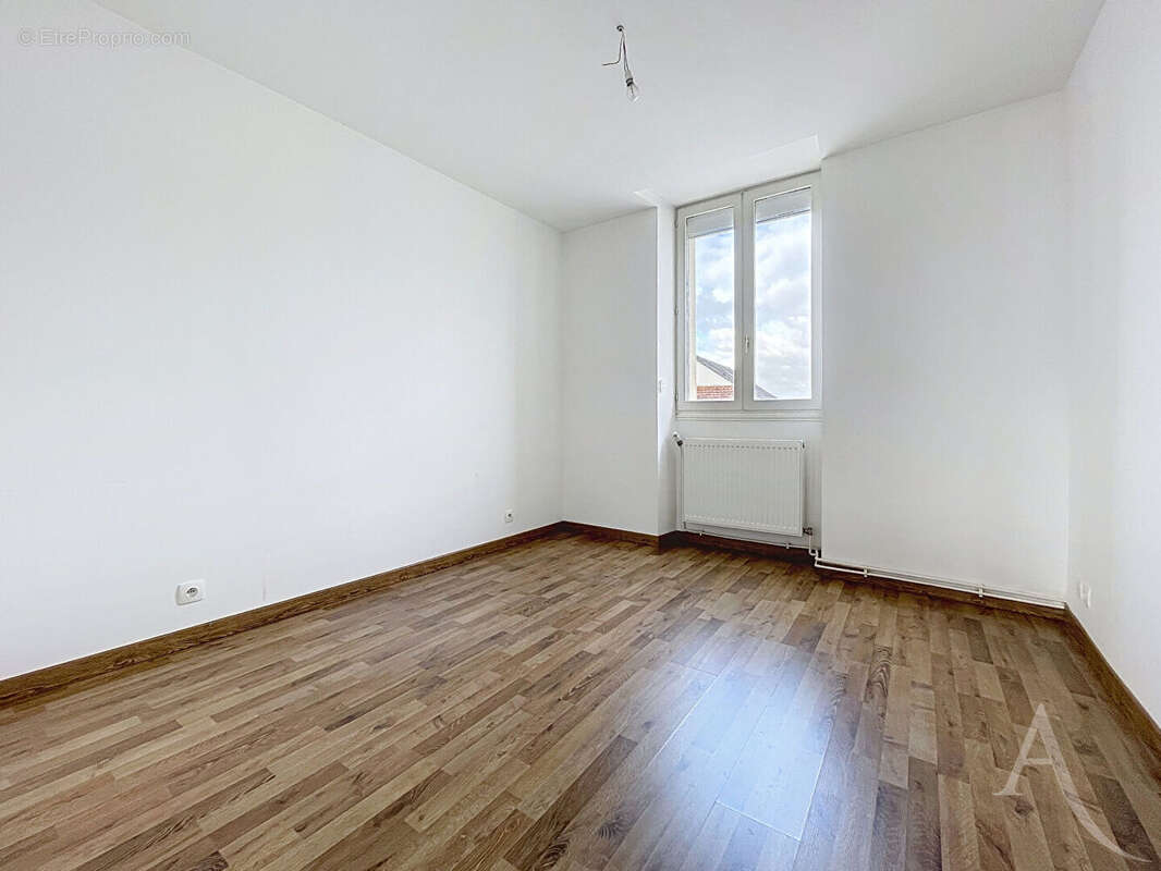 Maison à AUBERGENVILLE