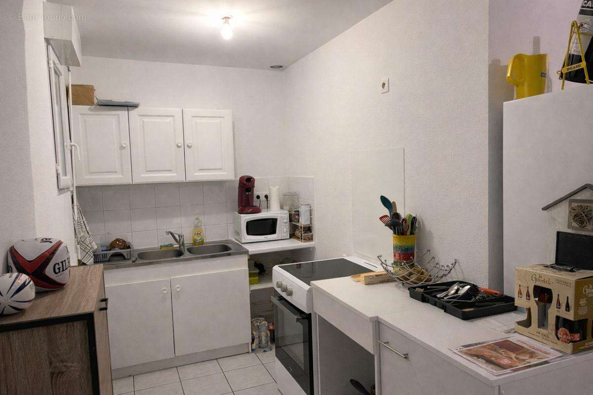 Appartement à SAINT-DONAT-SUR-L'HERBASSE