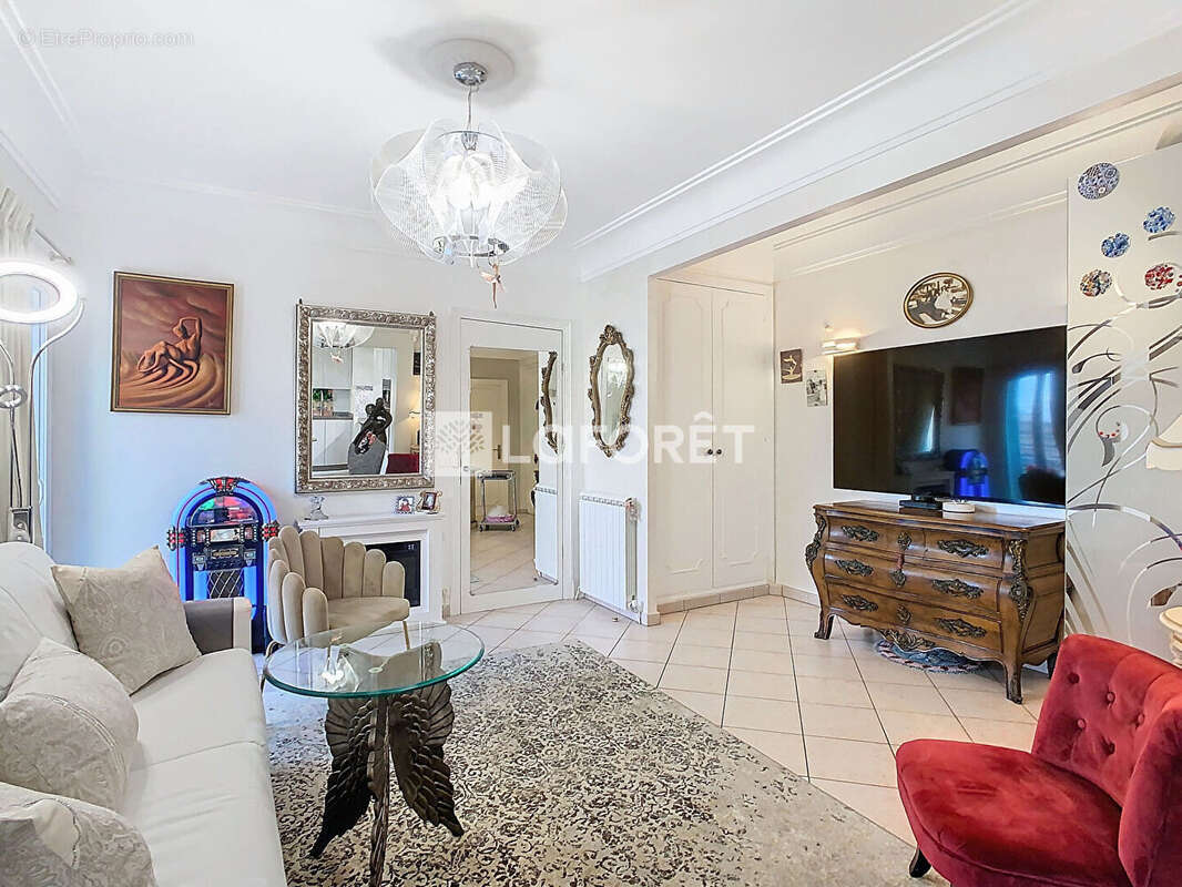 Appartement à MENTON