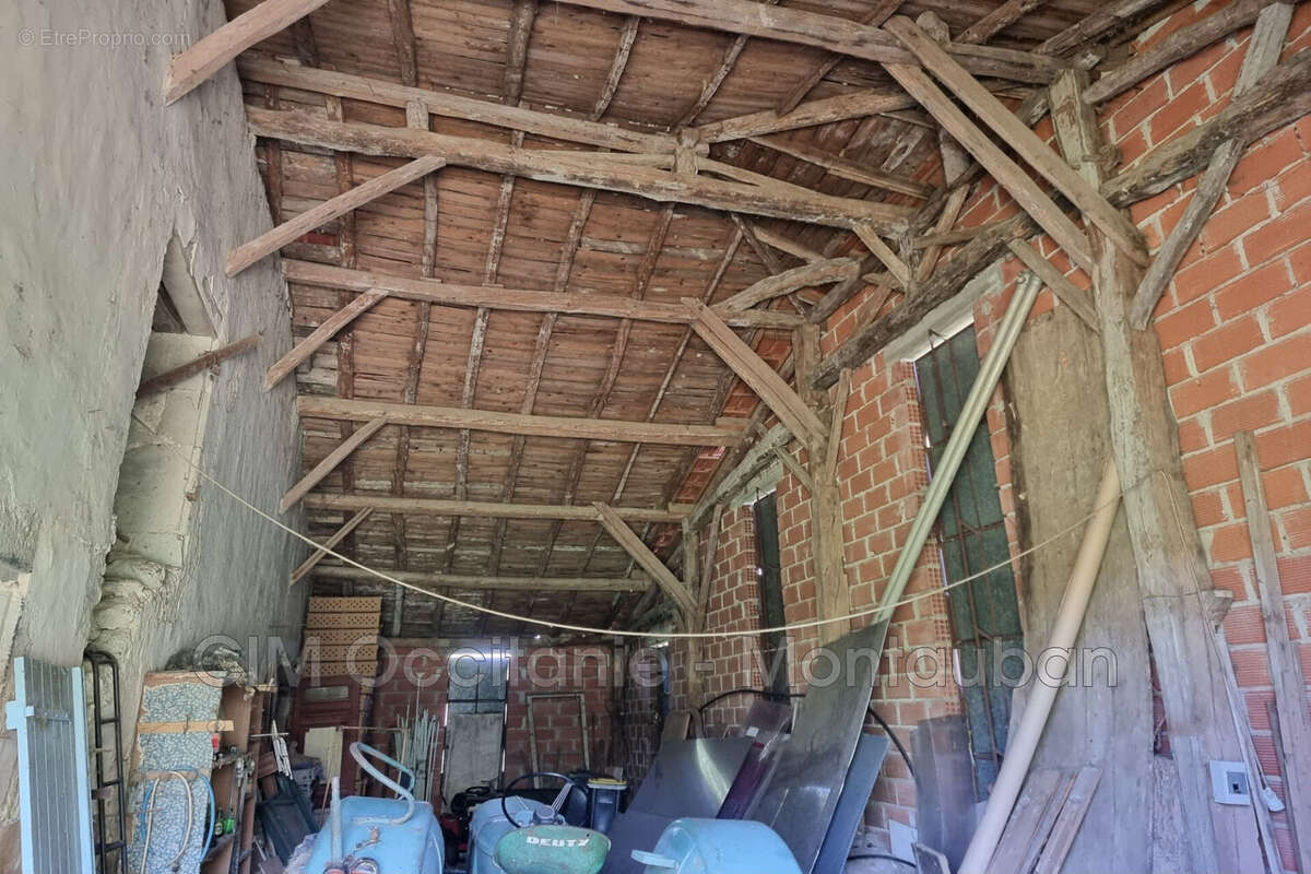 Maison à VILLEFRANCHE-DU-QUEYRAN