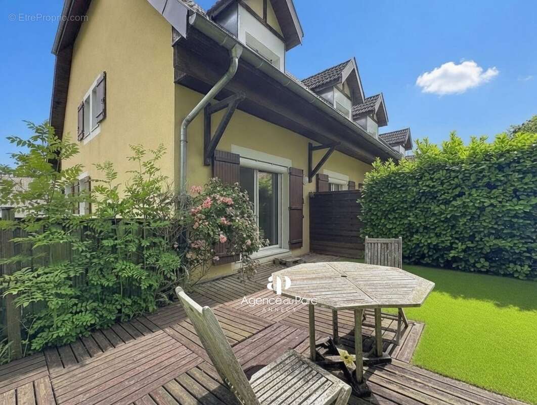 Appartement à QUINTAL