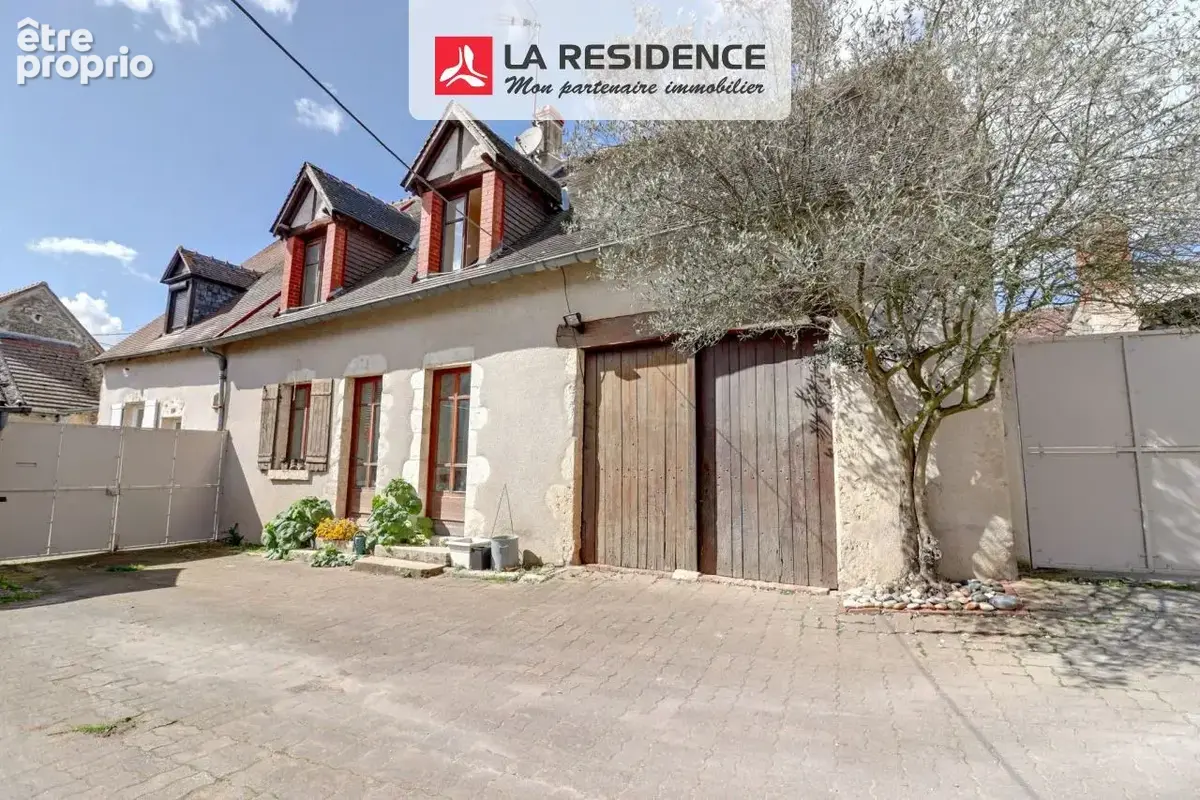 Photo Maison à Villebarou au prix de 223 400€