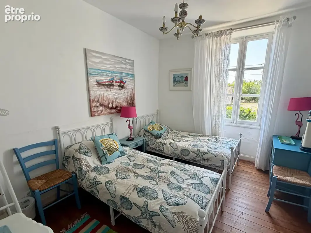 Maison de Maître, 4+ chambres, plein du caractère, piscine, au calme - photo 12